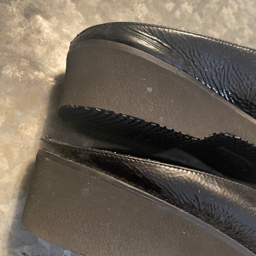 Salvatore Ferragamo Patent Leather Slides Black 9 B Lightweight Platform Sandals - Picture 6 of 13